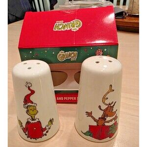 Hobby Lobby The Grinch and Max Christmas Holiday Salt & Pepper Shakers NEW